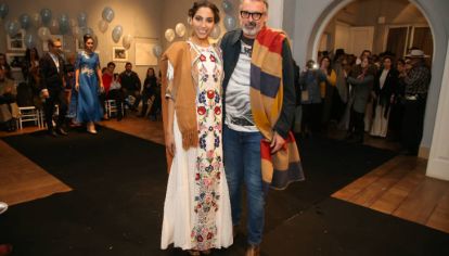 El diseñador Benito Fernández en el desfile gaucho.