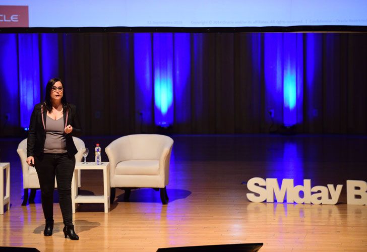 El encuentro contó con 2 paneles, uno de medios con reconocidos periodistas y otro de contenidos creativos y disruptivos.