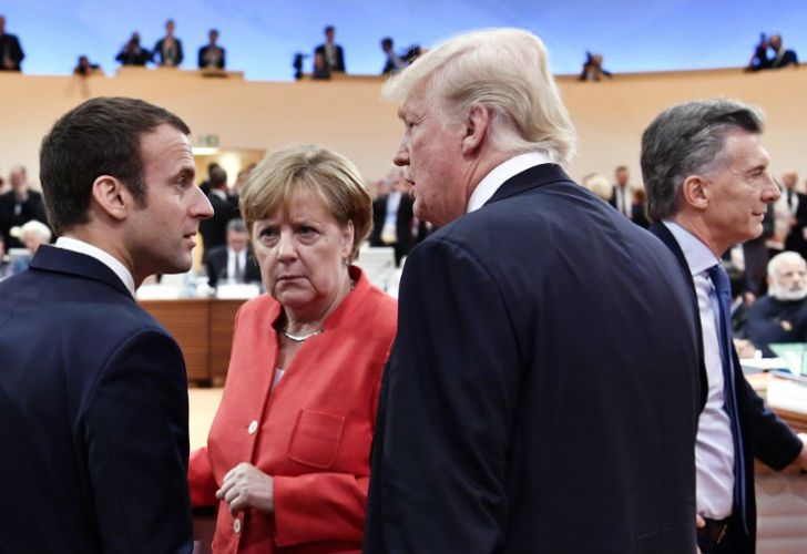 Pese a su discreción, la premier alemana no pudo ocultar su disgusto con Trump y Putin durante la reunión del G20.