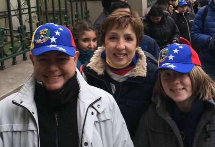 Cientos de venezolanos fueron a votar en Buenos Aires.