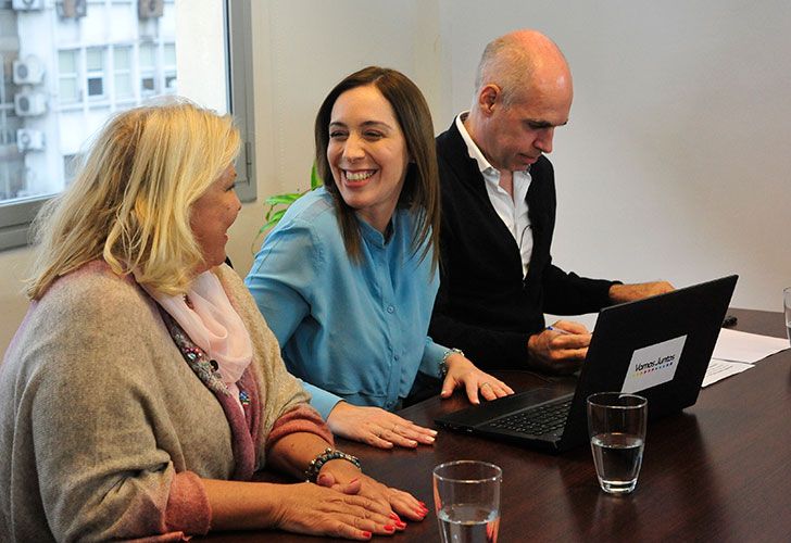 Maria Eugenia Vidal y Elisa Carrio