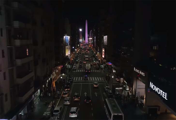 La Avenida Corrientes de noche