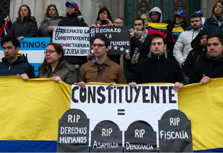 Manifestaciones antimaduro en Buenos Aires.