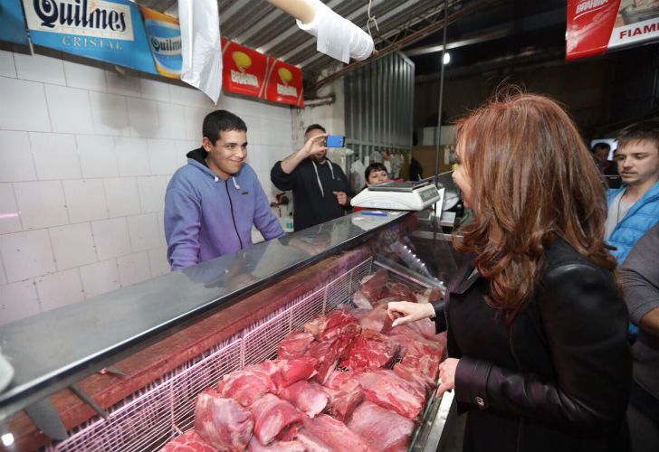 Los políticos siguen de campaña previo a las PASO.