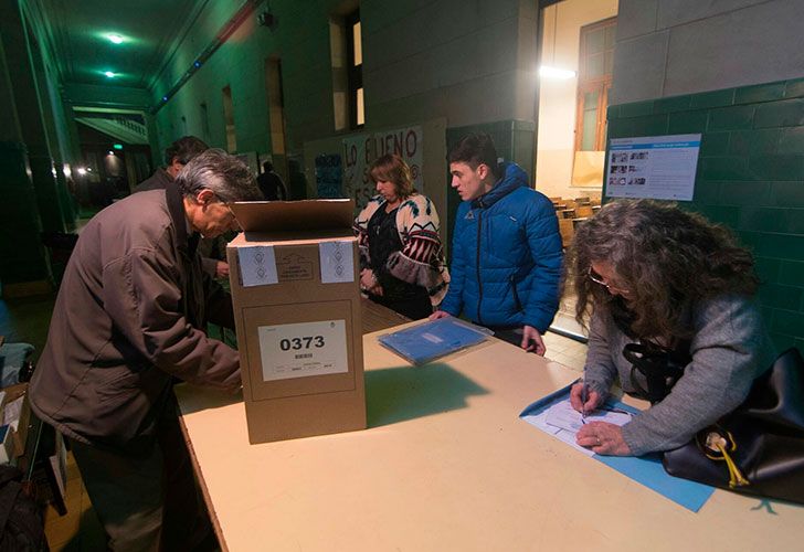 Comenzó la jornada electoral de la PASO 2017 en los centros de votación