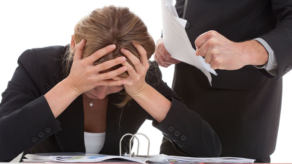 MOBBING. Es el término utilizado para calificar al hostigamiento o acoso sufrido en el ámbito laboral.