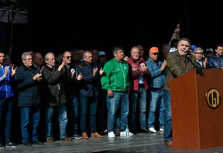 Juan Carlos Schmid habló durante el acto en la Plaza de Mayo