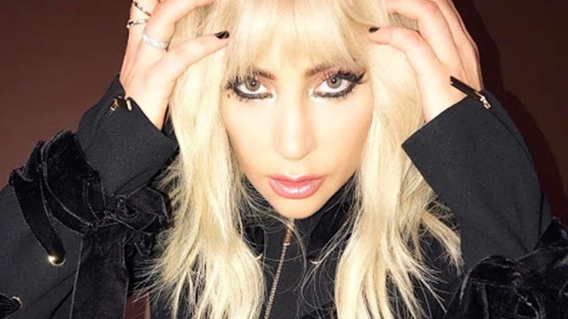 La Sorprendente Transformación Y Cambio De Look De Lady Gaga Caras