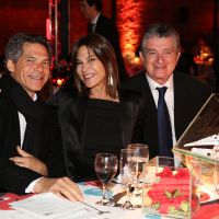 en-la-comida-a-beneficio-de-fundacion-voz-78
