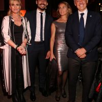 romina-manguel-facundo-moyano-gloria-fiorito-y-francisco-cabrera-en-la-comida-a-beneficio-de-fundacion-voz-140