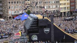 P-20170902-29228_news