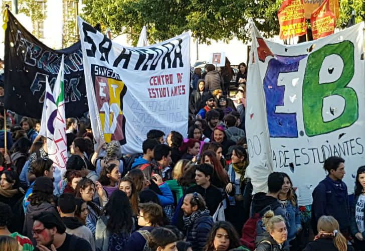 Ya son 28 las escuelas tomadas contra la reforma educativa.