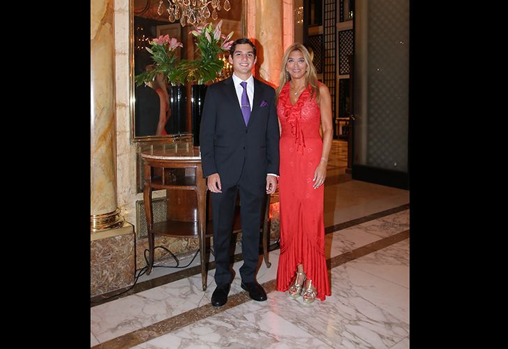 Alejandro (h) y Bettina Bulgheroni en la Gala de la Fundación Educando