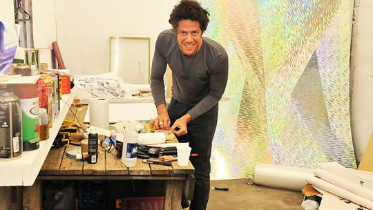 Colores. Ramiro Oller comparte el taller Maturín con colegas.