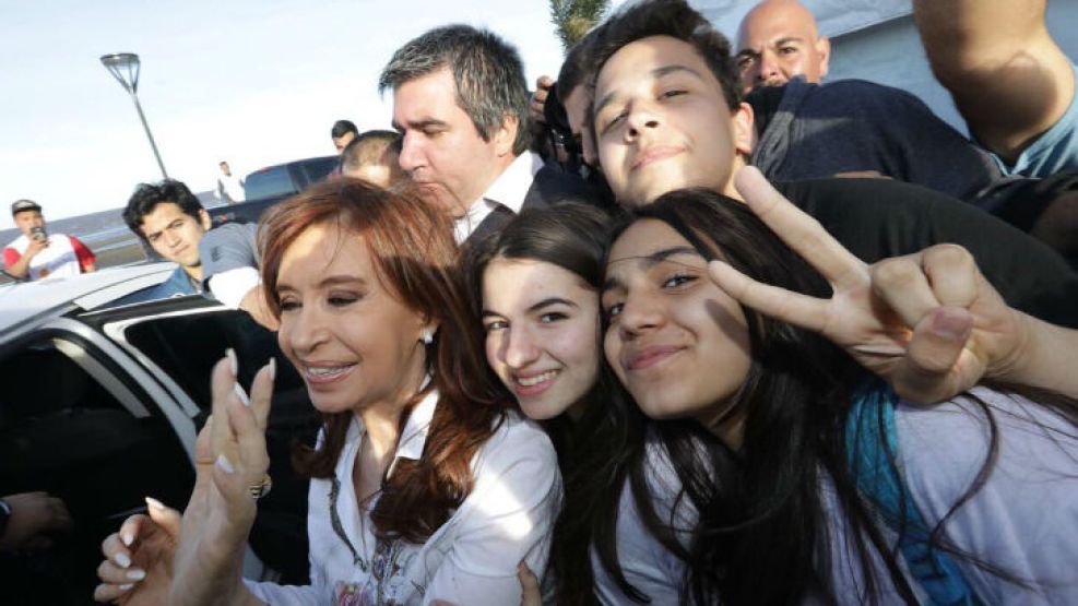 Cristina Kirchner realizó un acto con estudiantes.