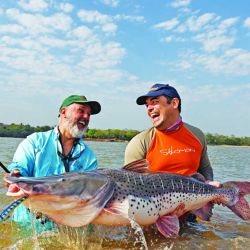 PESCA SURUBIES PASO DE LA PATRIA (10)