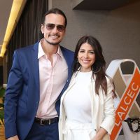 25-los-conductores-del-evento-christian-sancho-y-majo-martino