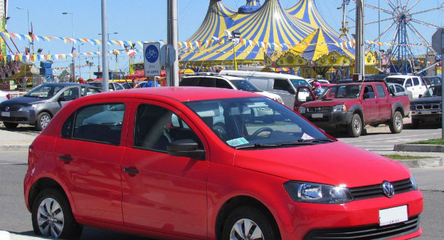 1002-volkswagen-gol-00