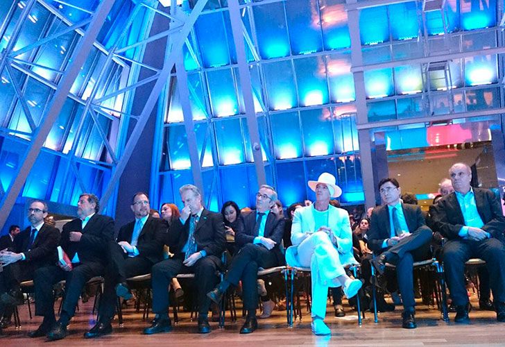 Alan Faena fue elegido para entregar el galardón a la Innovación Digital en los Premios Perfil 2017