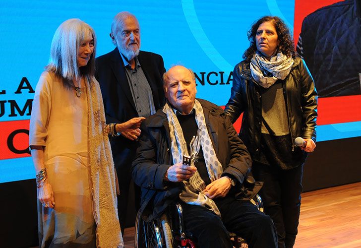 Quino recibió el Premio Perfil 2017