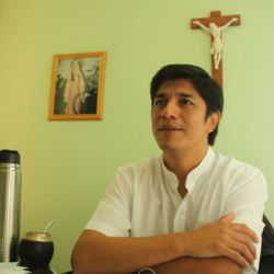 Juan José Urrutia, a priest in the Patagonian province of Rio Negro, stands accused of abusing a 14-year-old girl back in 2010.