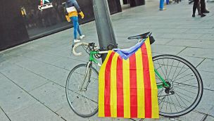 1007_cataluña_bandera_ap_g.jpg