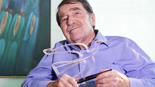 Militante. Petkoff dejó la política para abocarse al periodismo. Con con el Premio Perfil 2017.