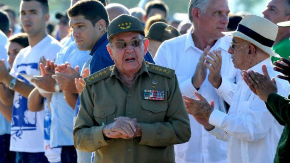 Raúl Castro homenaje al Che