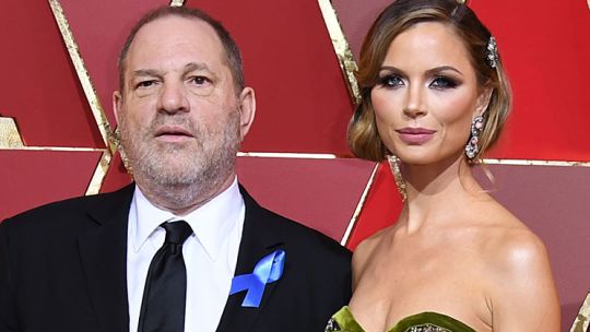 Weinstein y Georgina Chapman, su esposa y madre de sus dos hijos. Ella es dueña de Marchessa, que viste a famosas de la “alfombra roja” y ante todo lo sucedio ya pidió el divorcio.