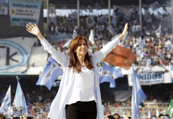 Cristina volvió a criticar al Gobierno y pidió la unidad del voto opositor