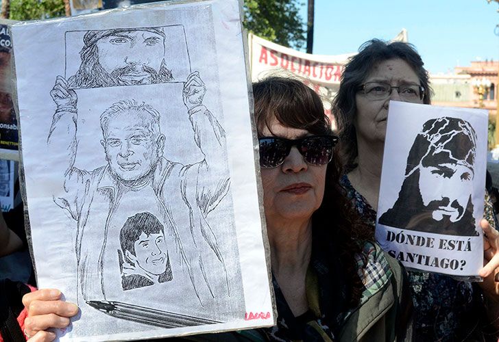 Marcha en Plaza de Mayo por la aparición con vida de Santiago Maldonado