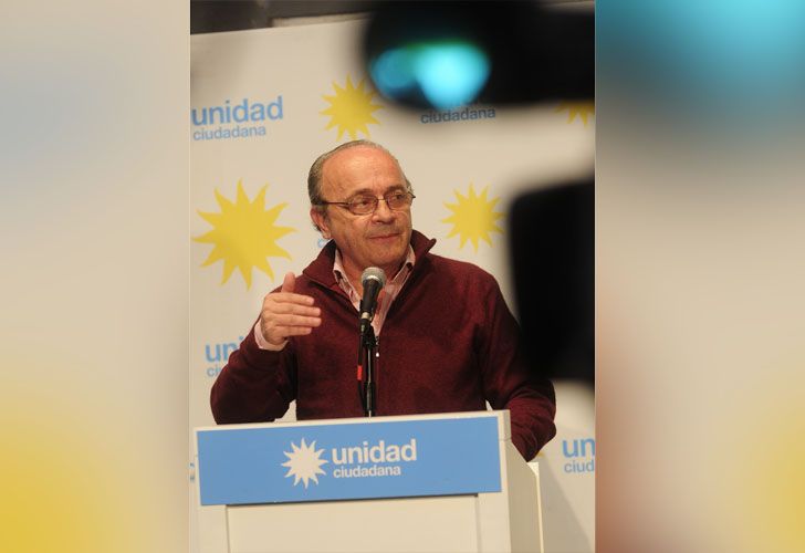 Leopoldo Moreau en el bunker de unidad ciudadana