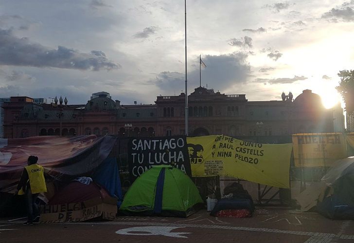 Raúl Castells en Plaza de Mayo.