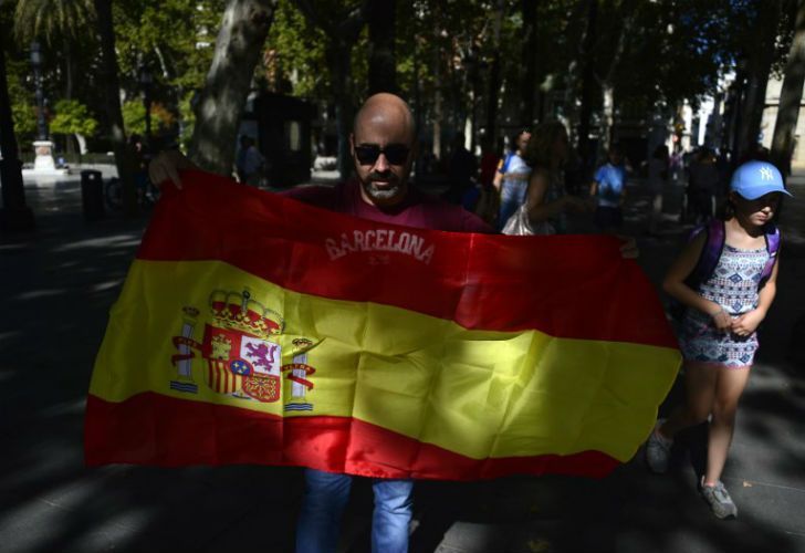 Miles de personas marcharon a favor de la unidad española.