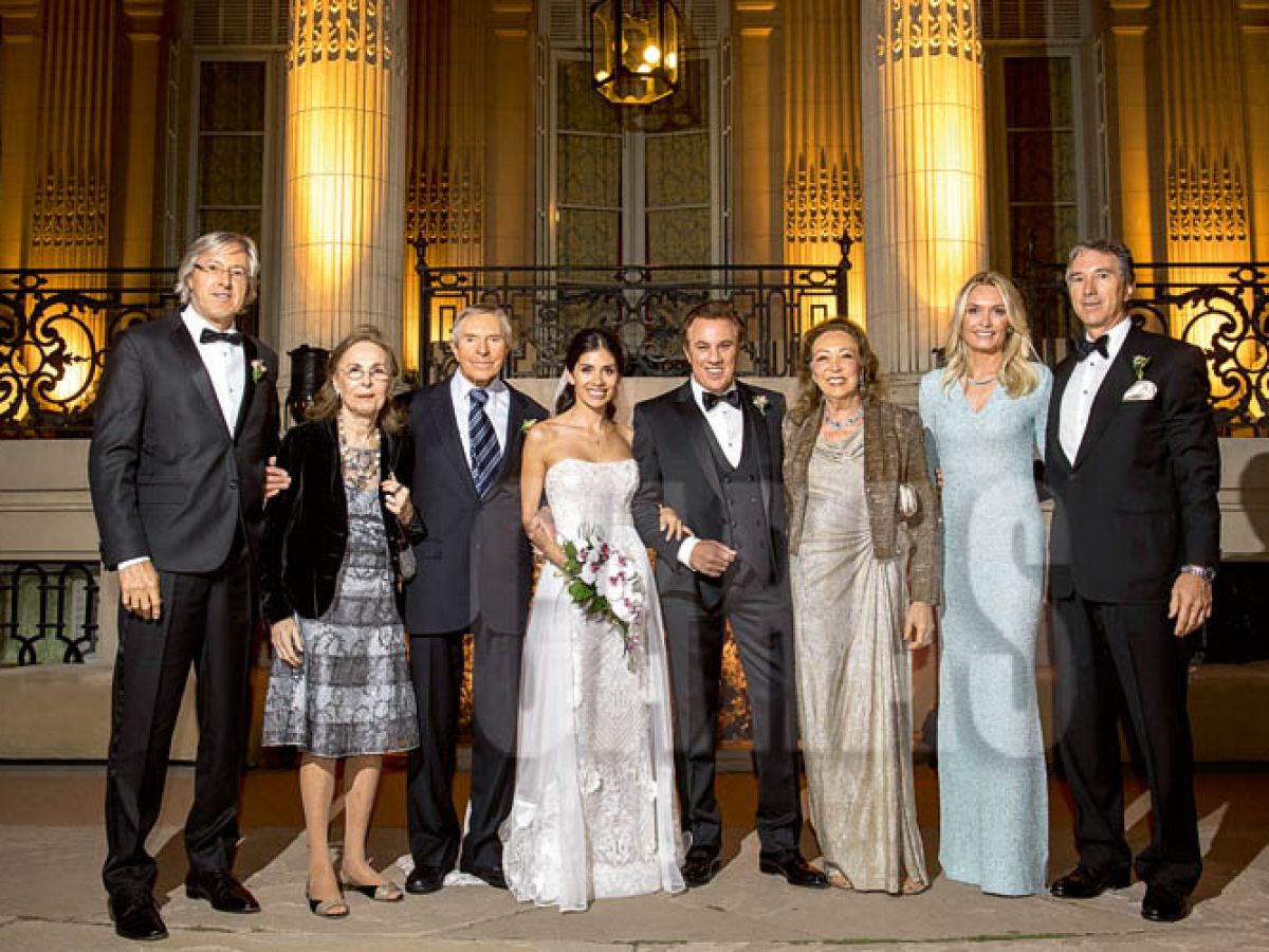 Caras | El casamiento de Alberto Roemmers y Gina Vargas