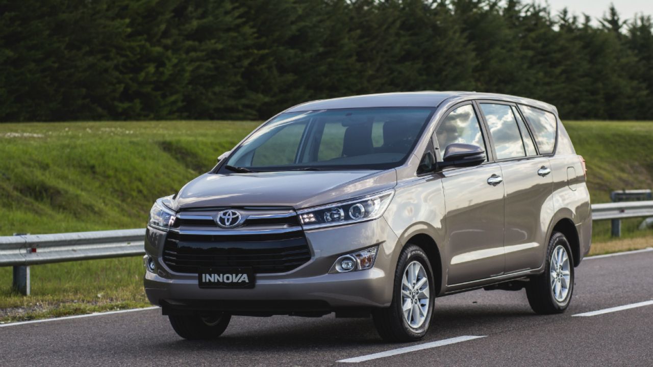 Toyota Innova, la van familiar que está llegando a la Argentina
