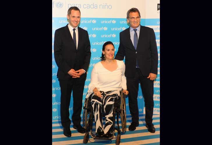 Roberto Benes, titular de Unicef Argentina, Gabriela Michetti y Claudio Avruj Unicef Cena 2017 en La Rural