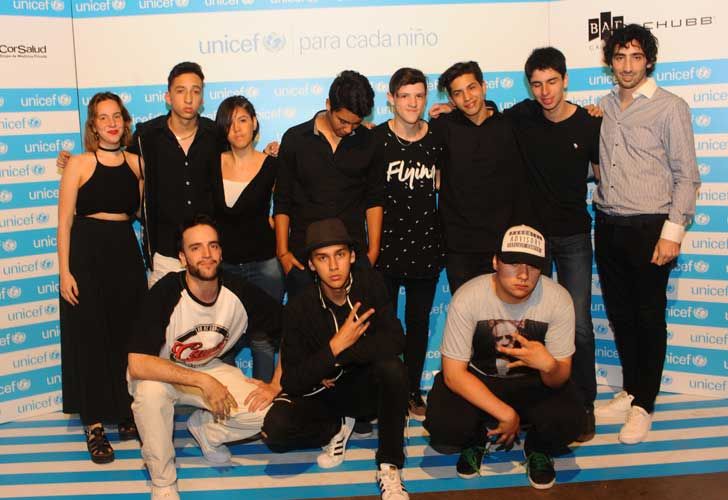 Grupo de hip hop Clave 13/17 en Unicef Cena 2017 en La Rural