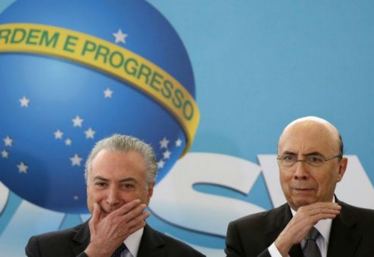 (Der) El ministro y candidato a la Presidencia de Brasil, Henrique de Campos Meirelles.