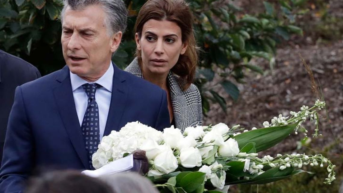 President Mauricio Macri and first lady Juliana Awada visit the site of the terrorist attack on a Manhattan bike path in New York. 