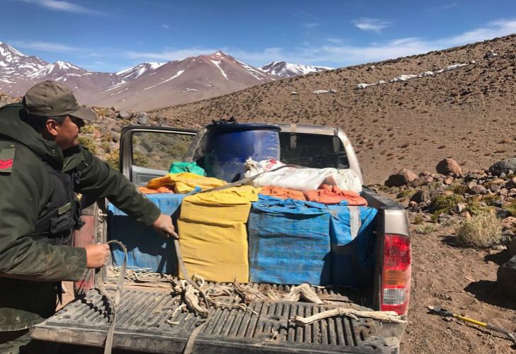 Gendarmería secuestró más de 500 kilos de marihuana cerca del volcán Aracar