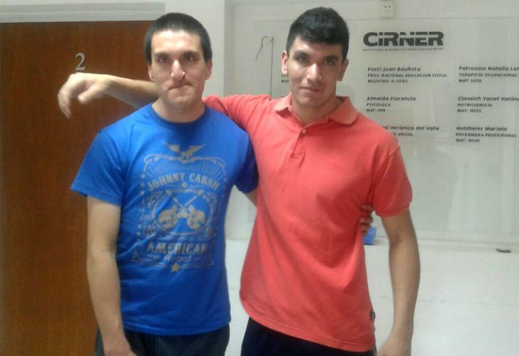 Una extraña enfermedad logró reunir a dos hermanos dados ...