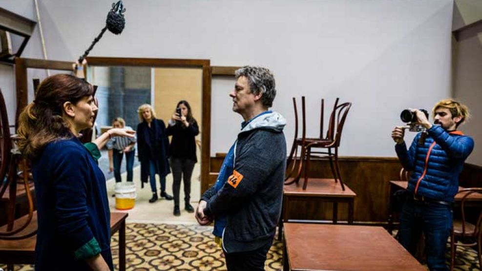 Michel Gondry, creador de La Usina de Películas Amateurs, la instalación que permite al visitante filmar su propia película. 