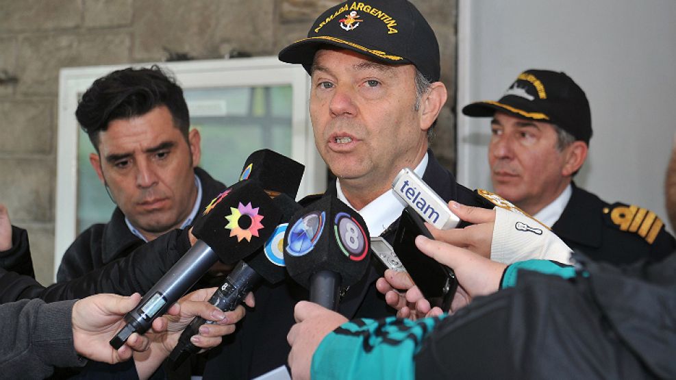 El jefe de la Base Naval de Mar del Plata, contralmirante Gabriel González.
