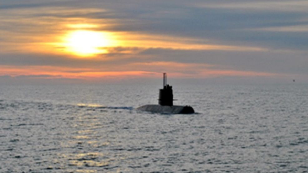 Gran operativo aéreo y naval para encontrar al submarino ARA San Juan
