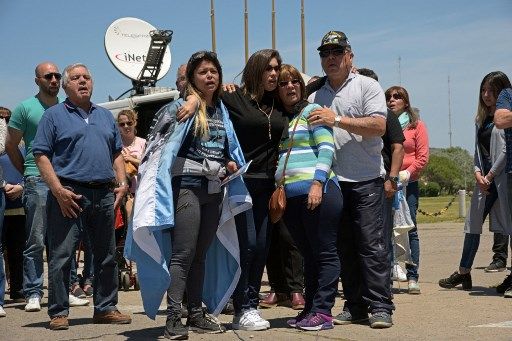 Momentos de congoja entre los manifestantes. 