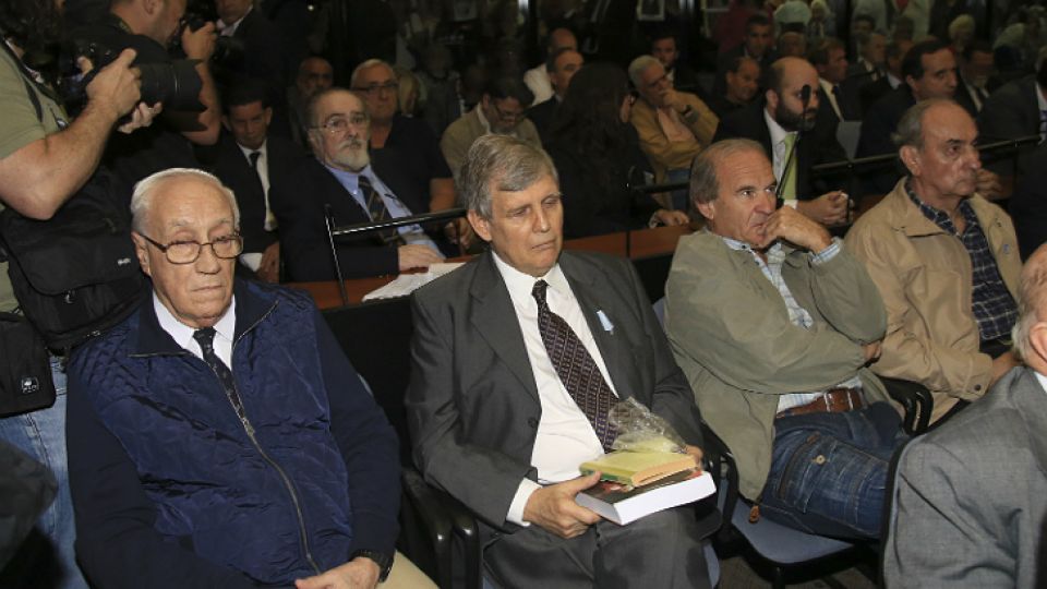 El TOF5 condenó a la pena de prisión perpetua a los represores Jorge El Tigre Acosta y Alfredo Astiz