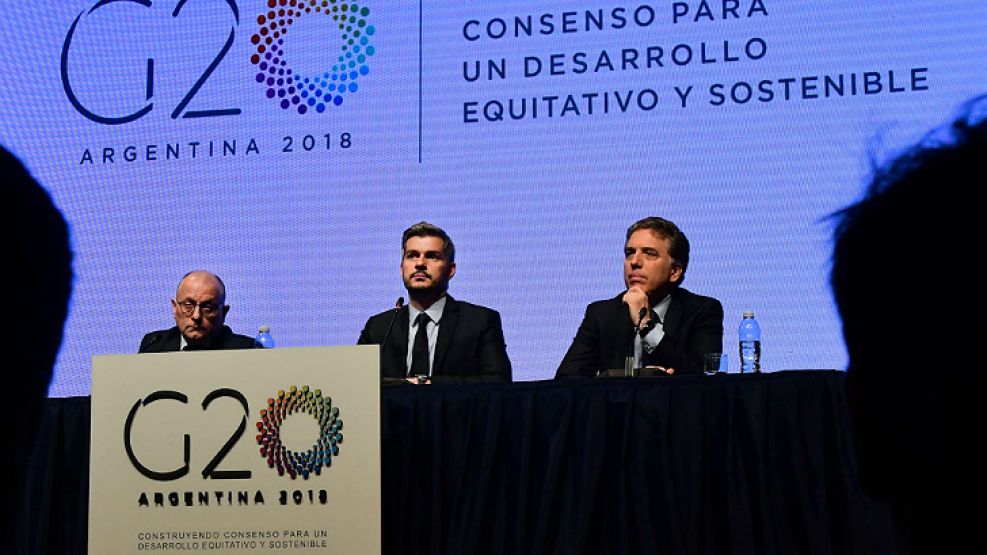 Faurie, Peña y Dujovne, durante la presentación de la presidencia pro témpora de Argentina.