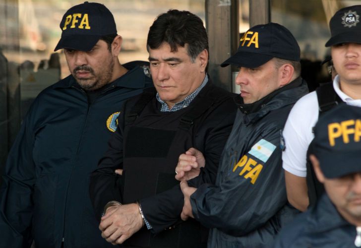 El ex secretario de Legal y Técnica, Carlos Zannini, fue trasladado desde Río Gallegos hacia Buenos Aires.