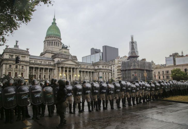 La zona del Congreso está blindada desde la madrugada.